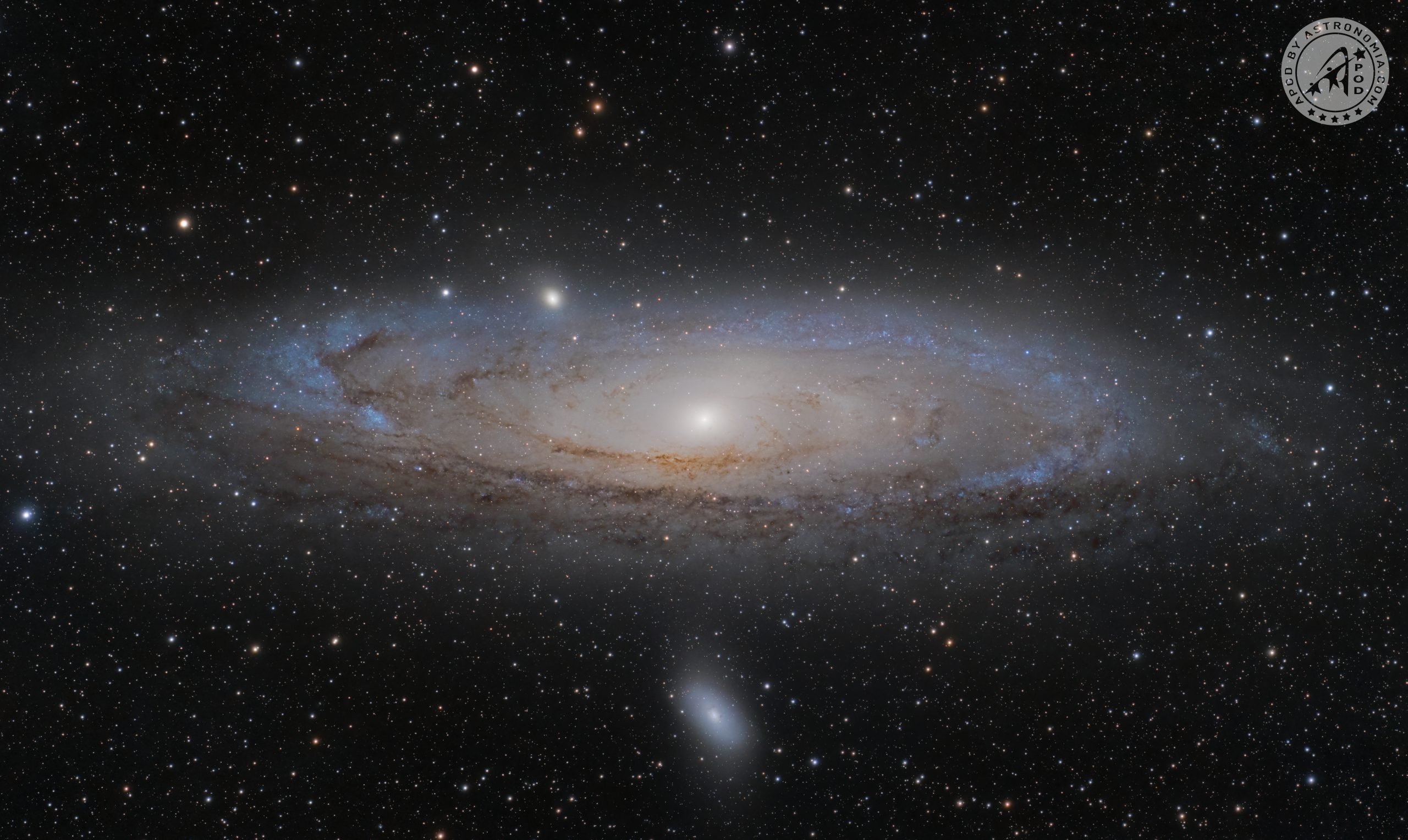 La galassia di Andromeda in HDR e alta definizione